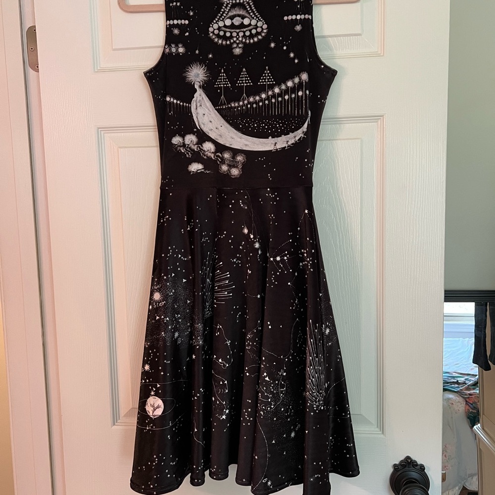 Blackmilk “A Thousand Suns” Dress - Picture 3 of 3